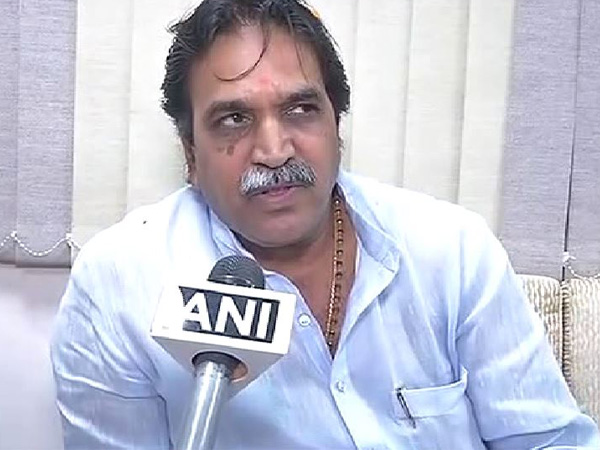 शराब की नदियाँ बहाने का ठेका ले रही है सरकार : मूणत