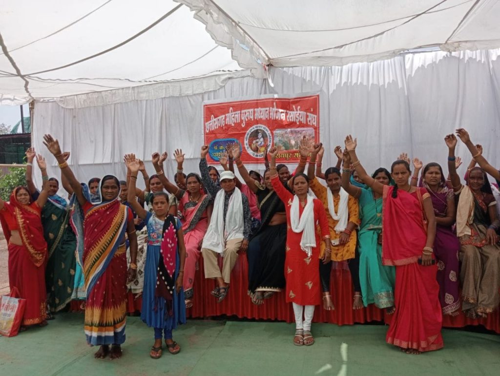 अपनी मांगों के लिए 87 हजार रसोइयों का राजधानी कूच