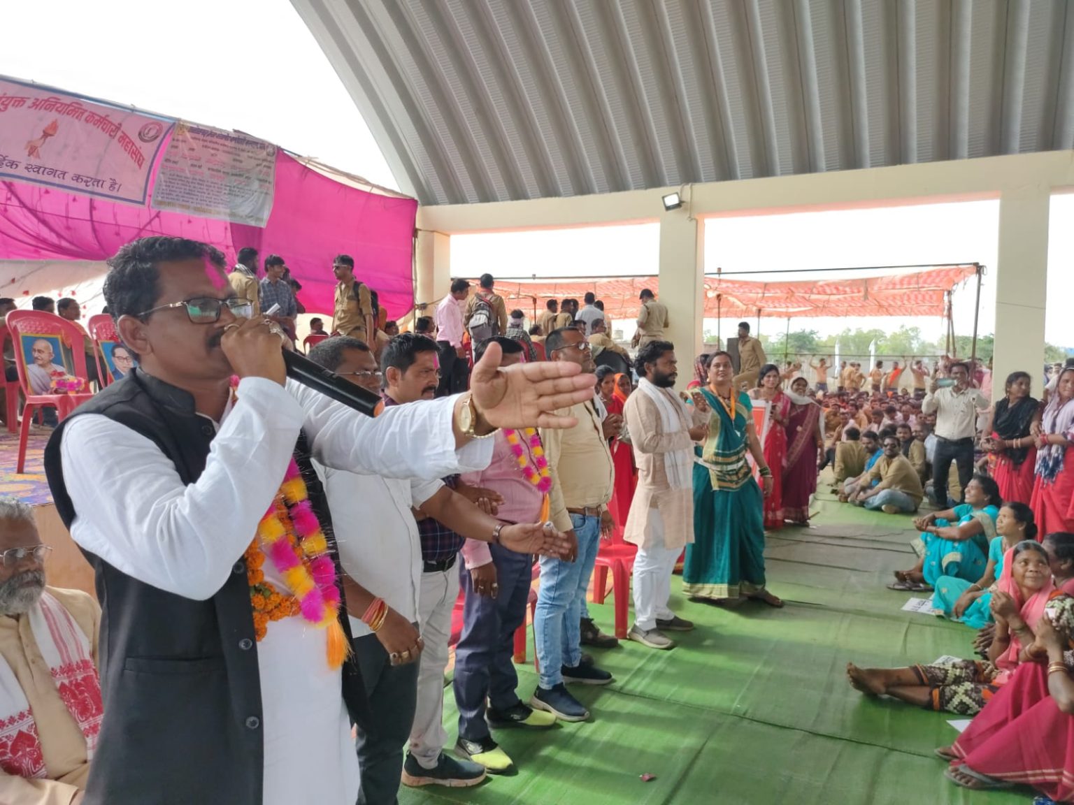 शासन का नियम ऐसा कि अनियमित कर्मचारी भी मजदूर बनने पे मजबूर-छत्तीसगढ़ संयुक्त अनियमित कर्मचारी महासंघ