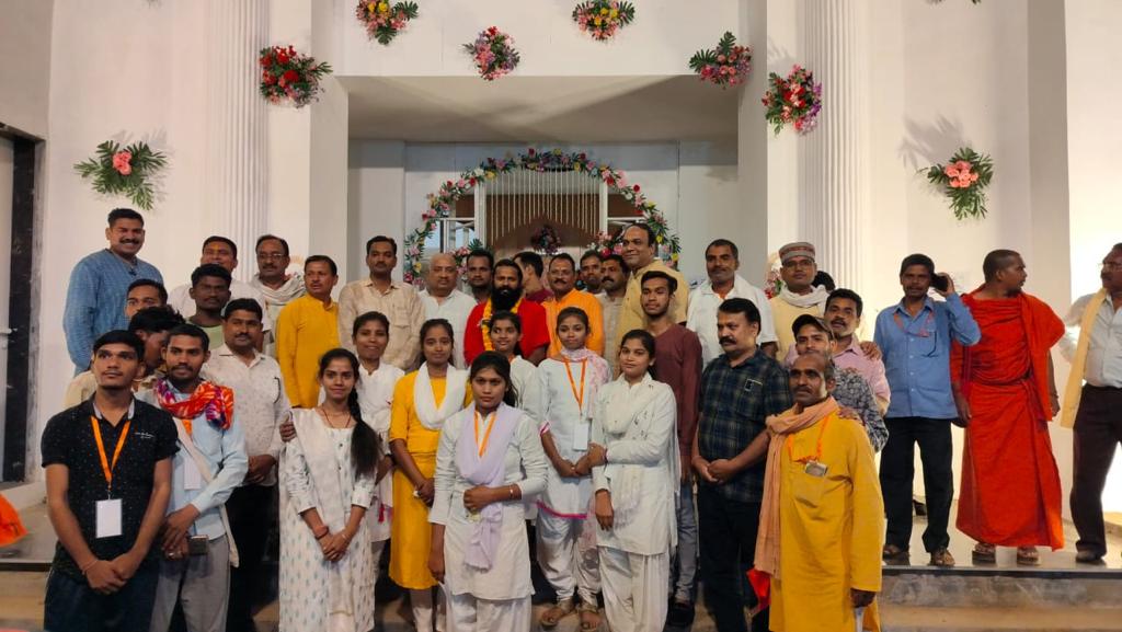 दुनिया की सारी रोगों का मूल कारण विचार है : स्वामी परमार्थ देव