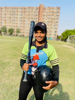 हांगकांग में बेसबाल का हुनर दिखाकर अब कनाडा रवाना होगी अंजली