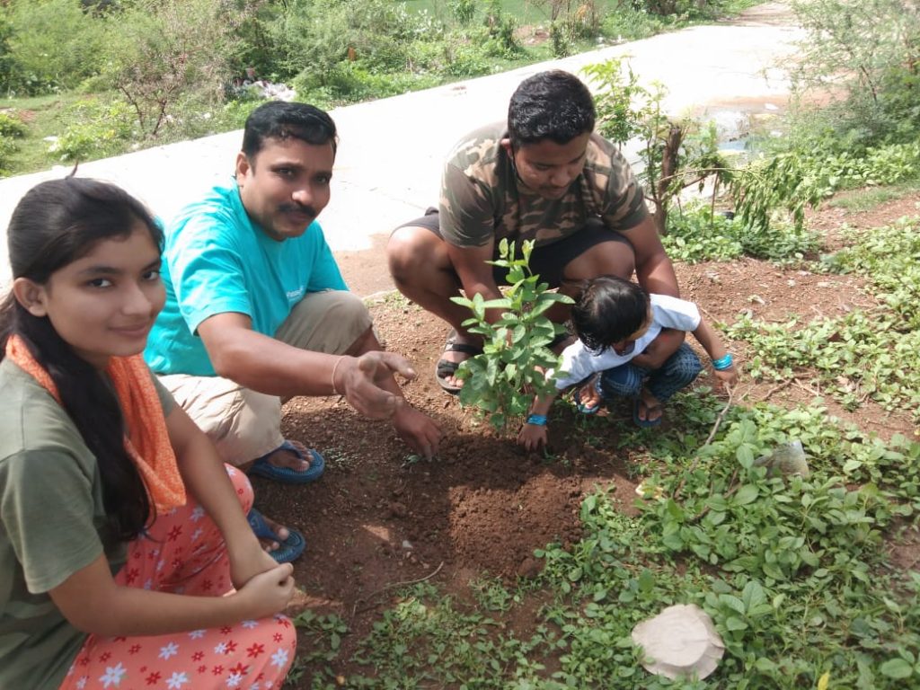 विश्व पर्यावरण दिवस, पर्यावरण संरक्षण का संकल्प, किया पौधरोपण