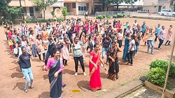 रासेयो ईकाई द्वारा योग एरोबिक,जुंबा डांस