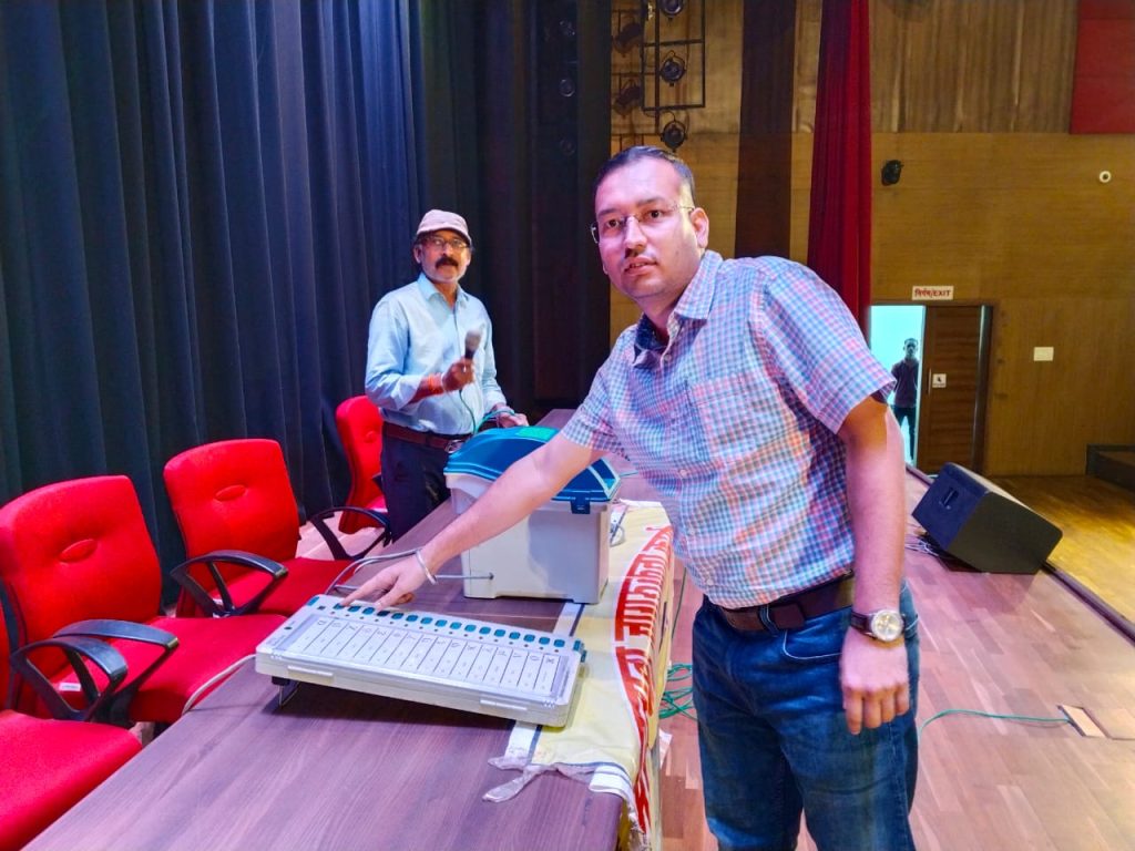 छत्तीसगढ़ संवाद नया रायपुर ऑडिटोरियम में मतदाता जागरूकता अभियान