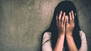 महिला टीचर ने लगाया प्रिंसिपल पर गंभीर आरोप…कहा- कक्षा में आकर उसके साथ…