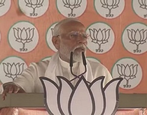 कुछ लोग खुद को भगवान राम से भी बड़ा मानने लगे हैं : नरेंद्र मोदी