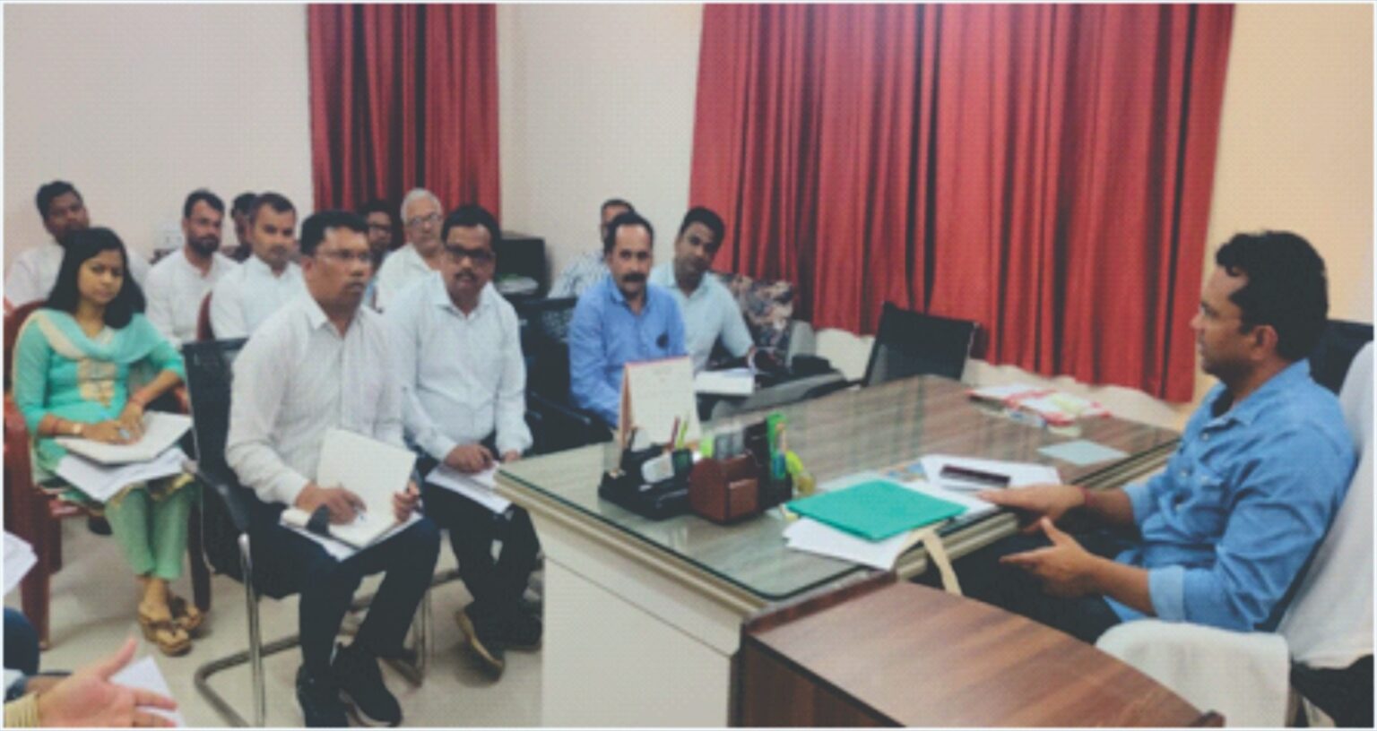 सीईओ क्रेडा ने कार्यों को गुणवत्तापूर्ण किये जाने के दिए निर्देश