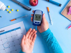 अगर आप हैं डायबिटीज के मरीज तो इस तरीके से पीएं पानी