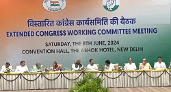 राहुल को नेता प्रतिपक्ष बनाने पर जोर, जारी है सीडब्ल्यूसी की बैठक