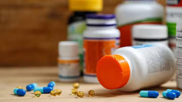 दवाई खाने के बाद क्या-क्या नहीं करना चाहिए? हो सकती है आपकी मौत