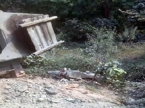 पति-पत्नी को ट्रेलर ने मारी टक्कर… पति की मौत, पत्नी गंभीर