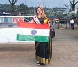 रायपुर की सुजैन ने जीता मिसेज यूनिवर्स 2025 का खिताब