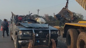 BIG BREAKING भीषण सड़क हादसा… महाकुंभ से लौट रहे छह लोगों की मौत…