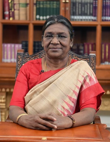 रायपुर से रवाना हुईं राष्ट्रपति द्रौपदी मुर्मू