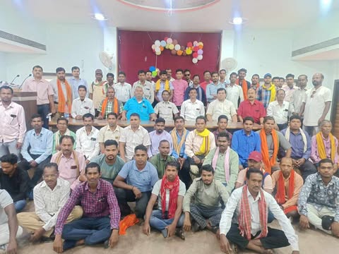 छत्तीसगढ़ राज्य लघु वनोपज सहकारी समिति फड मुंशी संघ की प्रांतीय कार्यकारिणी की बैठक में लिए गए महत्वपूर्ण निर्णय