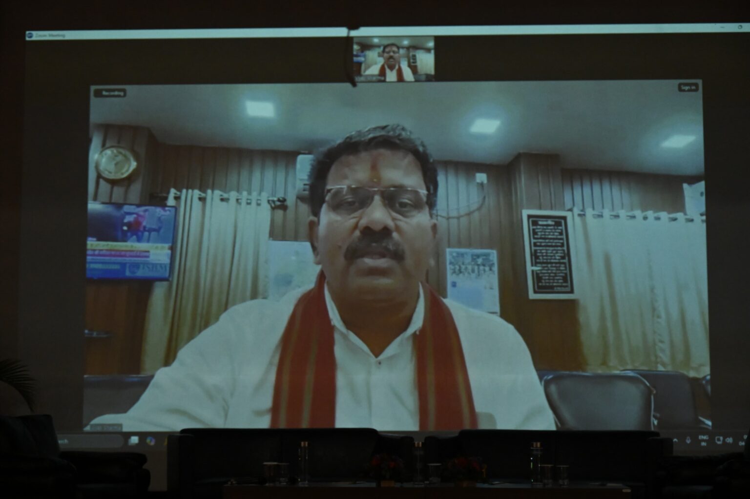 गाँवों से आरंभ हो रही है हरित अर्थव्यवस्था की क्रांति : रायपुर स्थित भारतीय प्रबंधन संस्थान में सम्पन्न हुआ पाँचवाँ भारत ग्रामीण संवाद