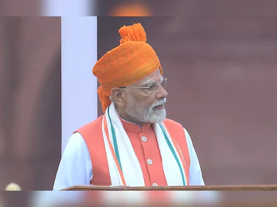 स्वतंत्रता दिवस पर प्रधानमंत्री श्री नरेंद्र मोदी ने बस्तर में नए सबेरे का किया स्वागत — अब आतंक नहीं, खेलों से पहचान