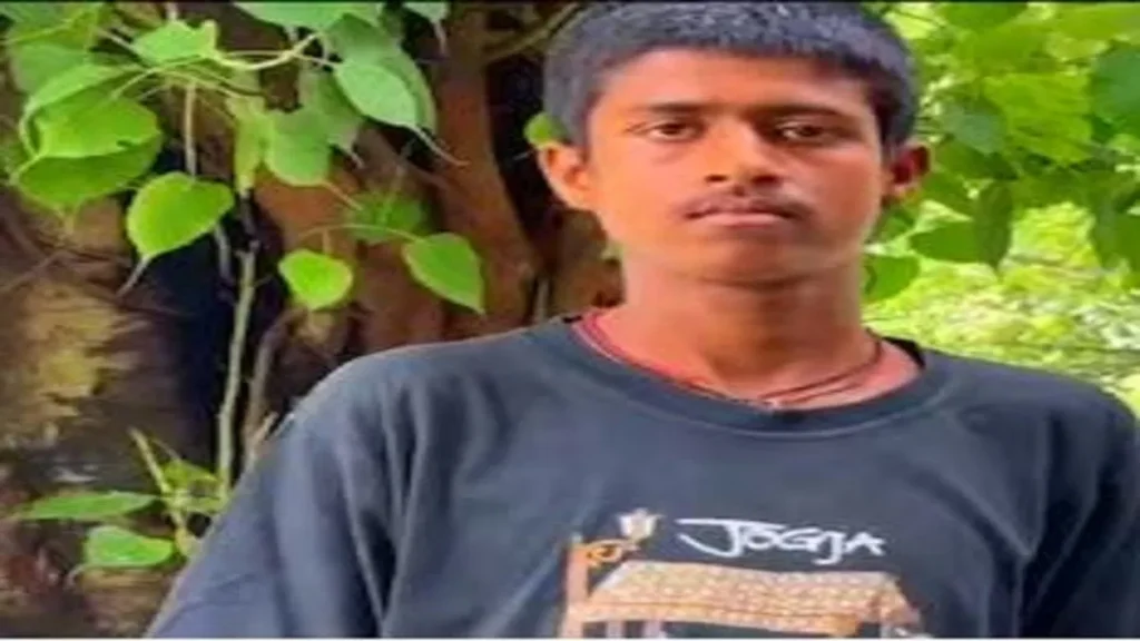 बिहार में 15 साल का किशोर सुर्खियों में, दावा सबसे लंबे होने का