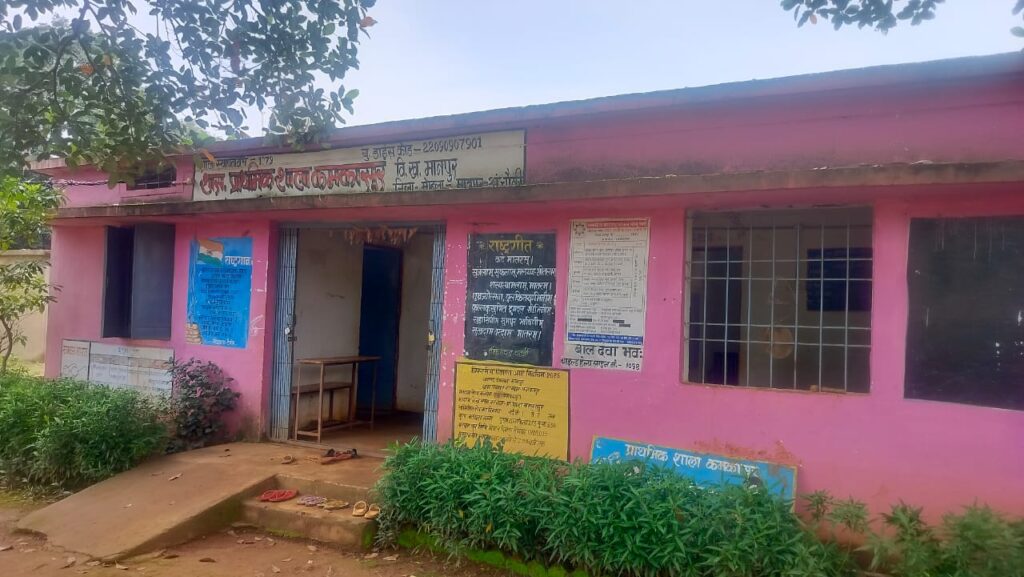 युक्तियुक्तकरण का असर: कमकासुर में अब लगने लगे क ख ग घ… के सुर