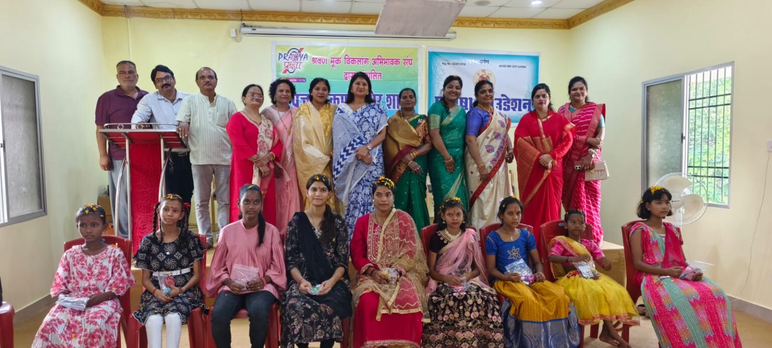 दिव्यरूपेण कन्याओं का कन्या पूजनडॉ वर्णिका शर्मा