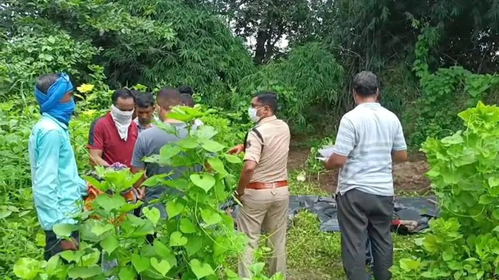 रायगढ़ हत्याकांड : एक ही परिवार के चार लोगों की हत्या मामले में पुलिस को बड़ी सफलता, पड़ोसी और एक नाबालिग हिरासत में, पूछताछ जारी …