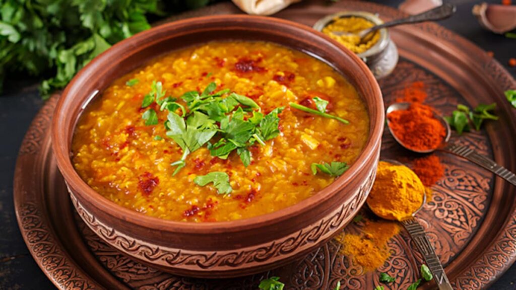 विटामिन बी12 की कमी दूर करेगी ये दाल, जानें कैसे खाने से मिलेगा विटामिन बी12 फिर नहीं होगी कमी