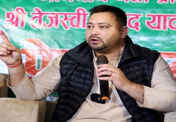 कांग्रेस ने लगाई मुहर, तेजस्वी होंगे महागठबंधन के CM फेस