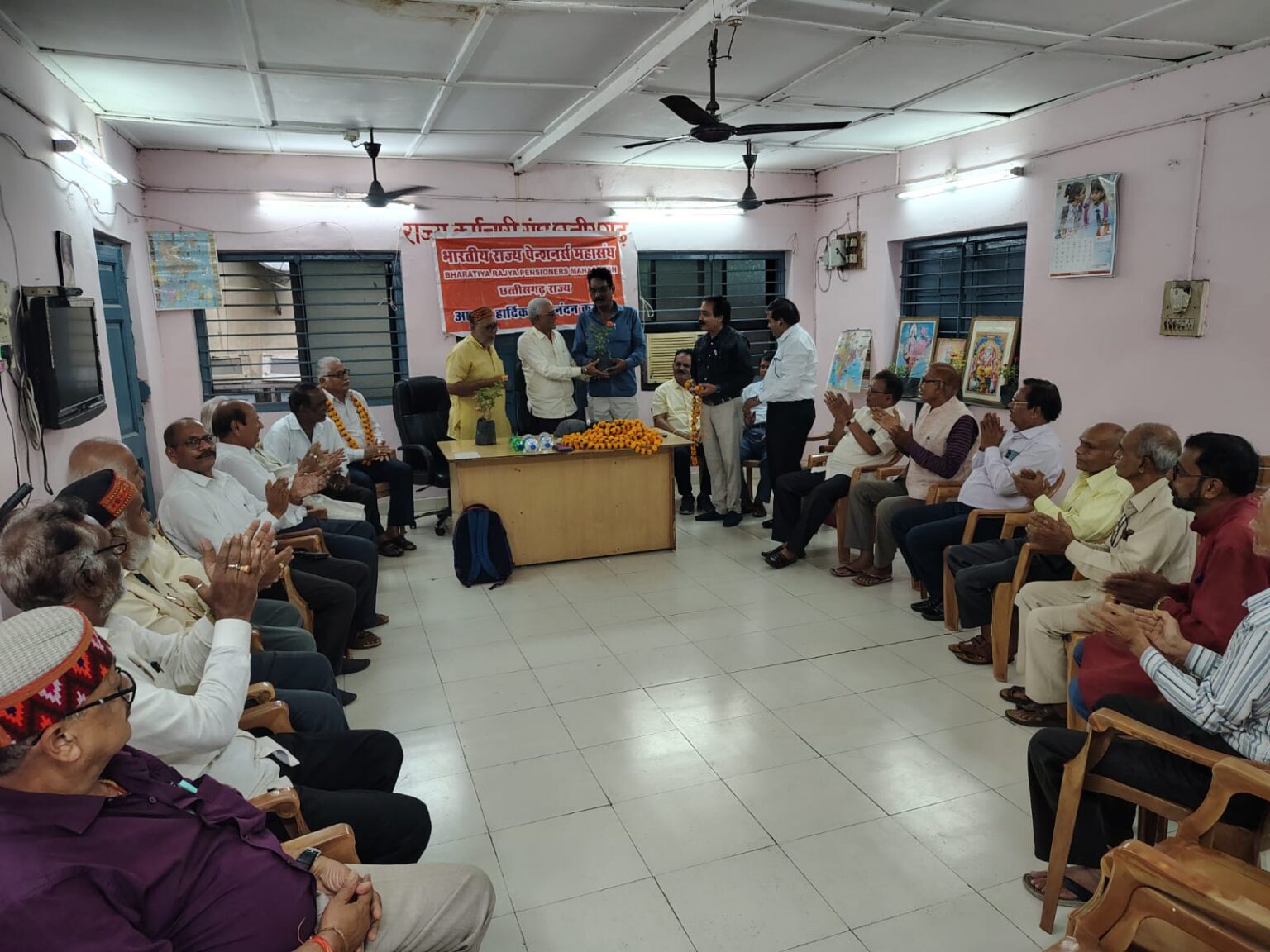 10 अक्टूबर को केबिनेट में 5% प्रतिशत डीआर देने के निर्णय लेकर दीपावली के पूर्व आदेश जारी करे सरकार