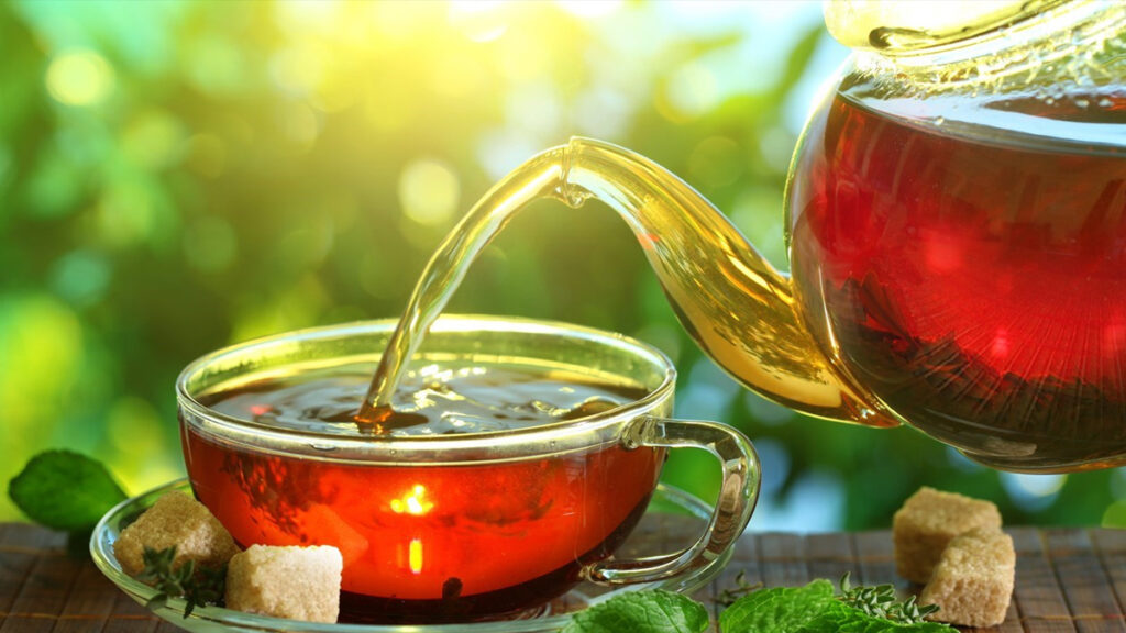 भारत में कुछ ऐसी दुर्लभ और खास चाय मौजूद हैं, जिनकी कीमत सुनकर आप चौंक जाएँगे