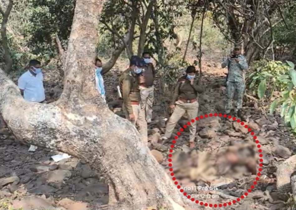 डौंडी लोहारा थाना क्षेत्र अंतर्गत जंगल में आज सुबह एक अज्ञात महिला की सड़ी-गली हालत में लाश मिलने से इलाके में सनसनी…