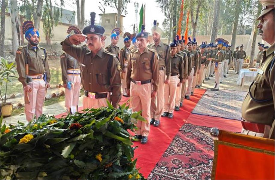 ‘अमर बलिदानियों’ को CRPF का सलाम: 40 वीरों की शहादत पर नम हुईं आंखें
