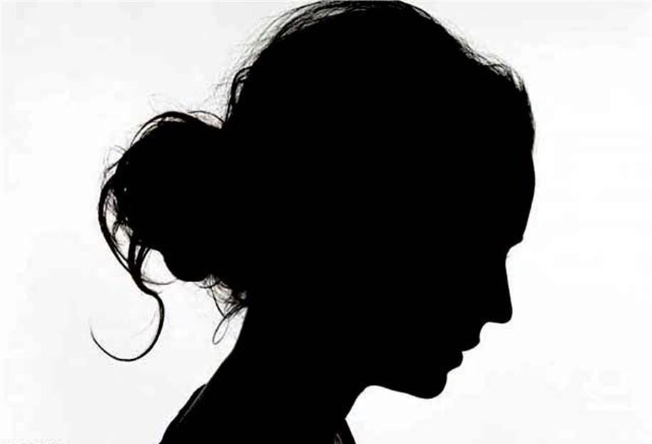 साहब! तलाक के बाद भी पूर्व पति कर रहा टॉर्चर; महिला टीचर ने दर्ज करवाया केस