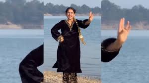 दीदी ने हरियाणवी गाने पर दिए गजब के एक्सप्रेशन, दिखाई गजब की अदा