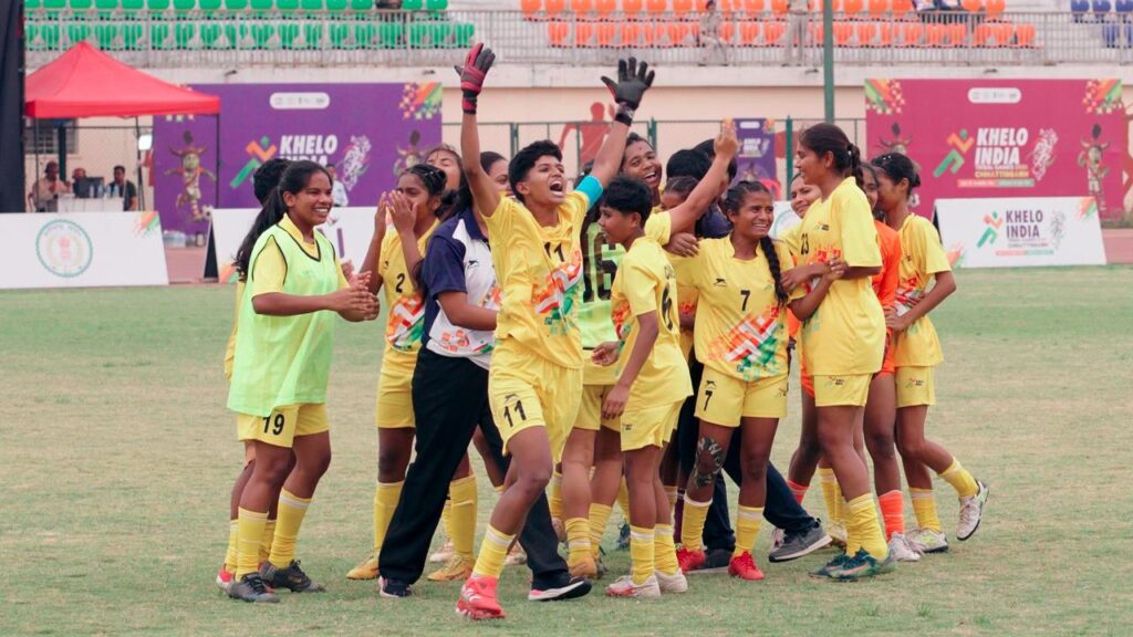 केआईटीजी 2026: मिडफील्ड की कमान से लेकर गोलकीपिंग के कमाल तक कप्तान किरण ने छत्तीसगढ़ को फुटबॉल फाइनल में पहुंचाया