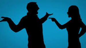 आरोपी महिला सोशल मीडिया के जरिए अपने शिकार तलाशती फिर शुरू होती वसूली!पहले दोस्ती, फिर रेप और छेड़छाड़ का झूठा केस…