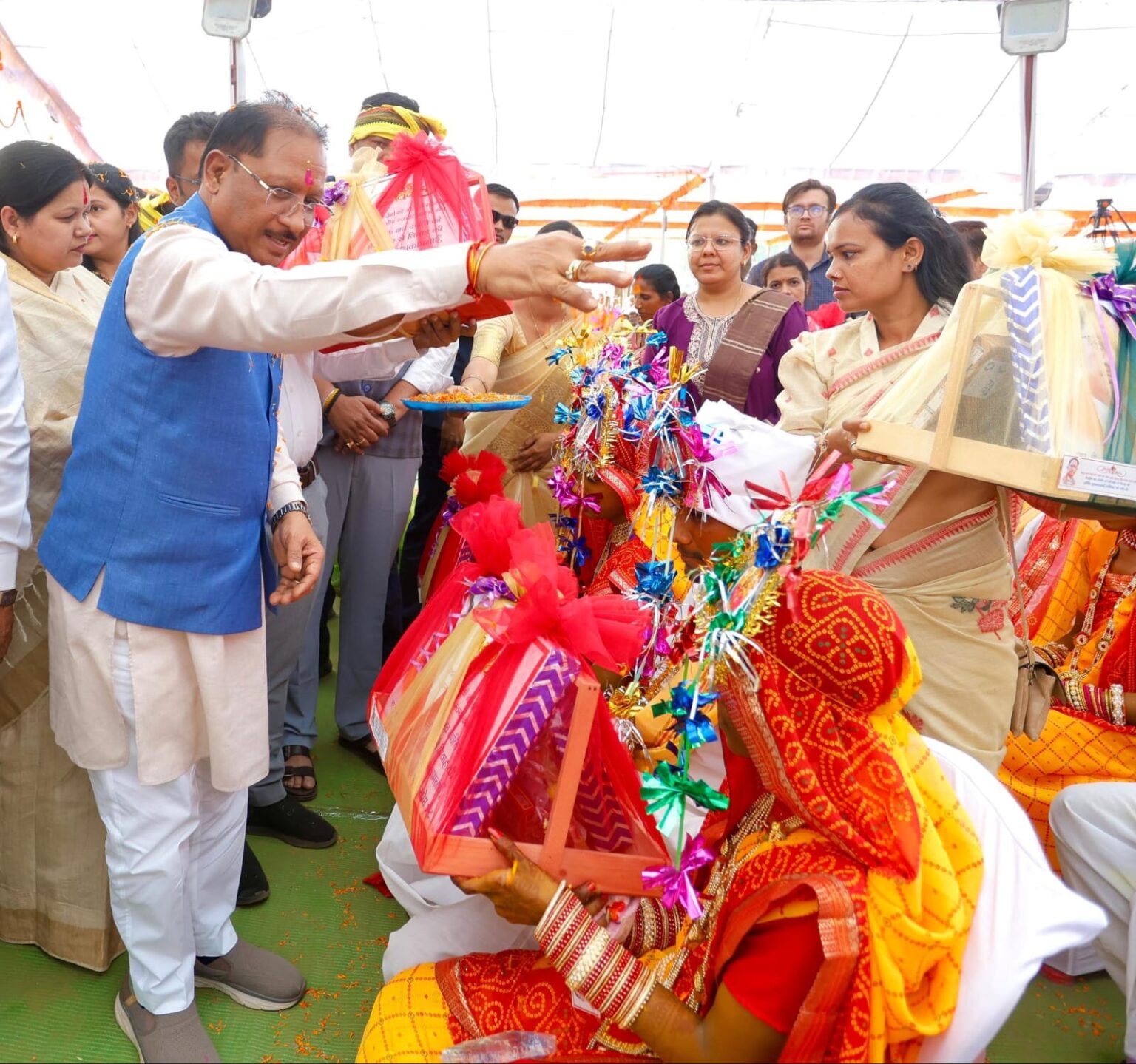 मुख्यमंत्री श्री विष्णु देव साय गोंडवाना आदर्श सामूहिक विवाह कार्यक्रम में हुए शामिल