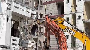 उत्तम नगर हत्या मामले में आरोपी का घर टूटना शुरू, 7 आरोपियों की गिरफ्तारी