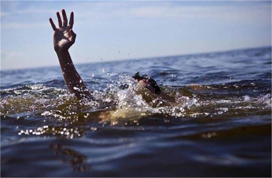 गंगा नदी में स्नान के दौरान 5 छात्राएं डूबीं, परिजनों का रो- रोकर बुरा हाल