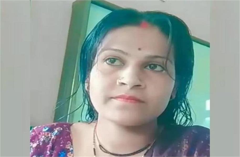 प्रेमी के साथ चली गई दो बच्चों की मां, पति ने एसपी से लगाई गुहार