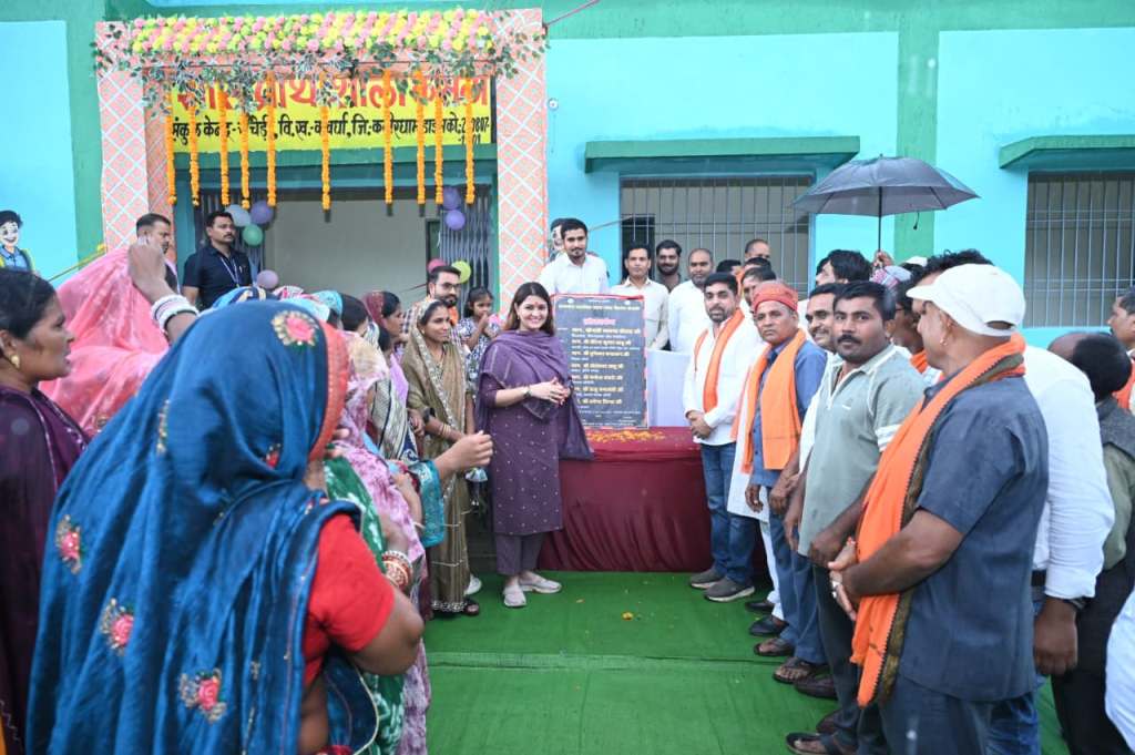 विधायक भावना बोहरा ने इन्दौरी क्षेत्र में 1.07 करोड़ के विकास कार्यों का किया भूमिपूजन-लोकार्पण…