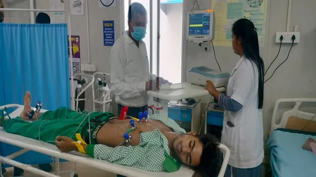 खूंटी में जगन्नाथ रथ 11 हजार वोल्ट के तार से सटा, 12वीं के दो छात्रों की मौत; कई बच्चे झुलसे