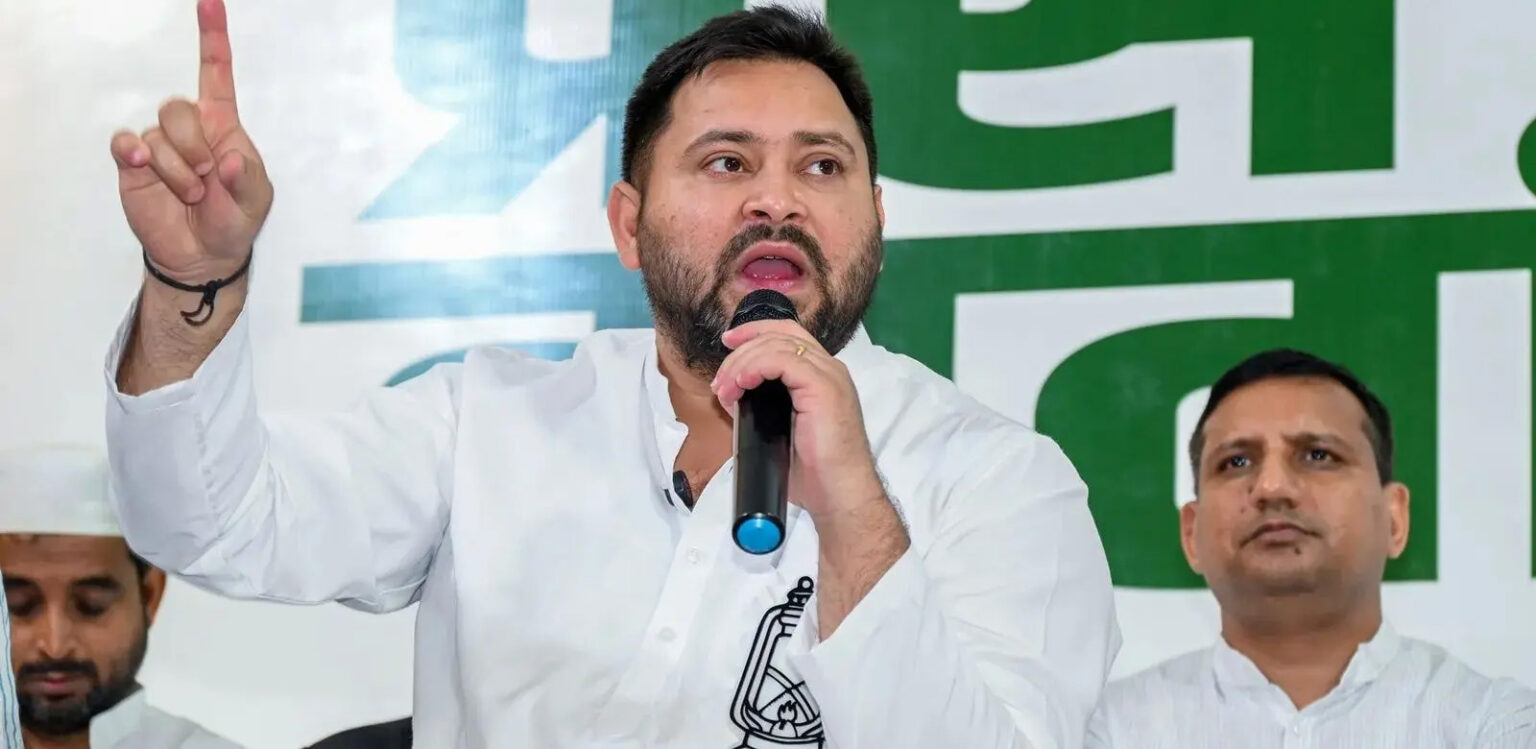 तेजस्वी लगा झटका, अब इस नेता ने छोड़ा राजद का साथ