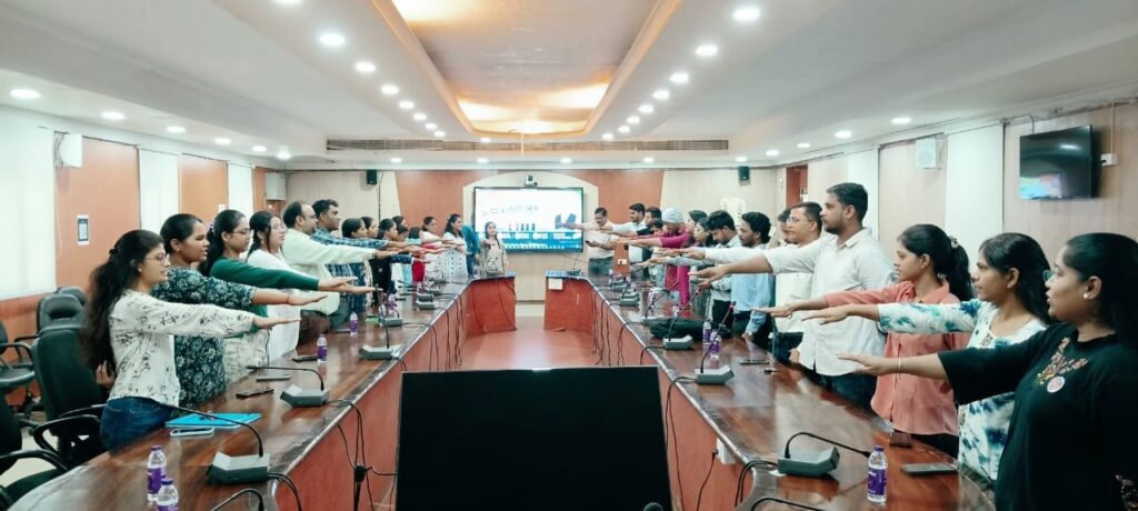 कृषि महाविद्यालय, रायपुर में ‘नशा मुक्त विकसित भारत अभियान’ के अंतर्गत प्रधानमंत्री के संबोधन का लाइव प्रसारण एवं राष्ट्रीय शपथ ग्रहण कार्यक्रम आयोजित