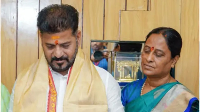 तेलंगाना की वन मंत्री कोंडा सुरेखा को सीएम रेड्डी ने मंत्रिमंडल से निकाला, बेटी की टिप्पणी पड़ी भारी