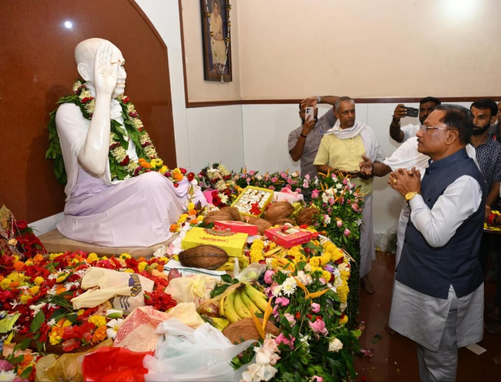 बनोरा अघोर गुरु पीठ पहुंचे मुख्यमंत्री श्री विष्णुदेव साय