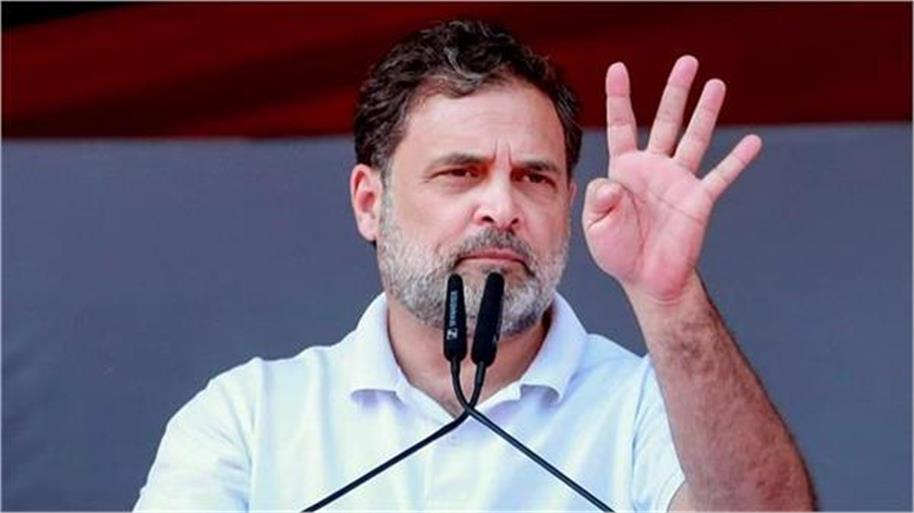 UPI पर शुल्क को लेकर सियासत तेज, राहुल बोले- मोदी जी टैक्स वापस लें