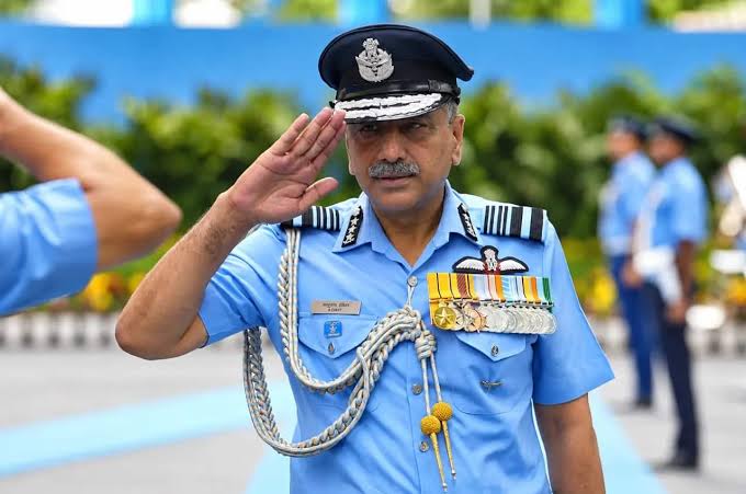 देश को नए एयर चीफ मार्शल के तौर पर मिल गए आशुतोष दीक्षित रेतीले धोरो पर लिख चुके पराक्रम की कहानी…